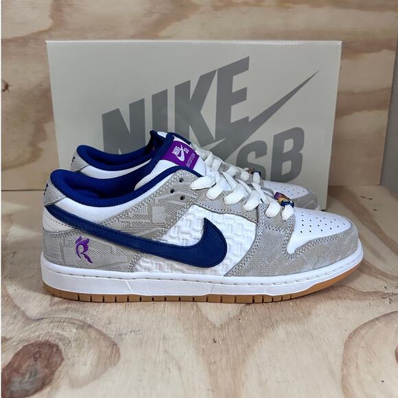 Nike - SB Dunk Rayssa Leal - Sneakers - White/Gray - Women's - 9 - N.W.T And Box